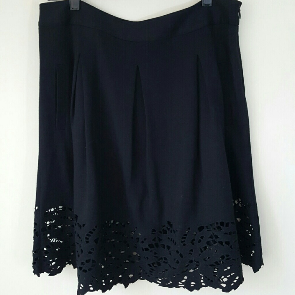 BCBGMaxAzria Black Laser-Cut Trim Skirt-8